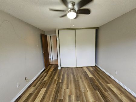 For Lease - 4 Avalon Place Unit# 102, Kitchener, Ontario - Photo 5