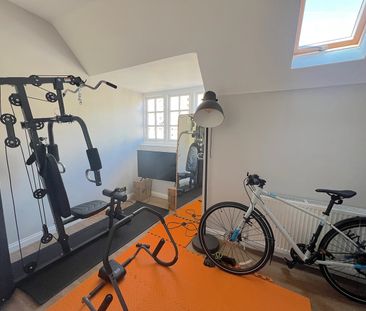 Grand Avenue, Hove BN3 2LF - Photo 2