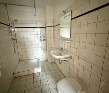 Frisch renovierte 2-Zimmerwohnung in zentraler Lage - Photo 2