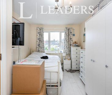 3 bedroom terraced house to rent - Photo 5