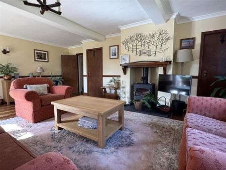 6 bedroom house to rent - Photo 3