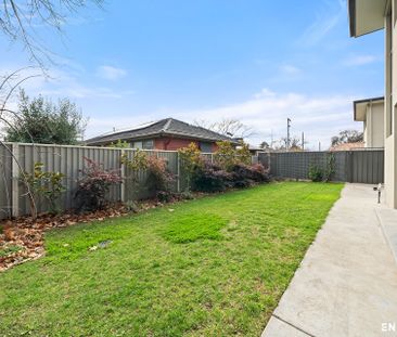 1/28 MacPherson Street, O'Connor ACT 2602 - Townhouse For Rent | Do... - Photo 4