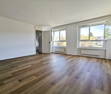 Luminous 2-room apartment - Photo 2