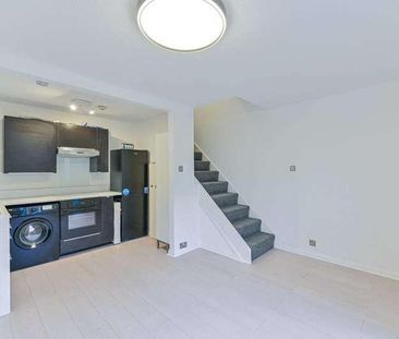 Sycamore Grove, Anerley, SE20 - Photo 3