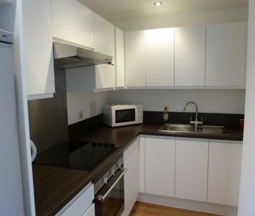 Studio to rent - Photo 5