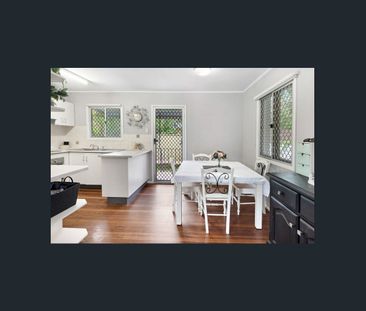 Charming 3 Bedroom home in Ferny Hills! - Photo 3