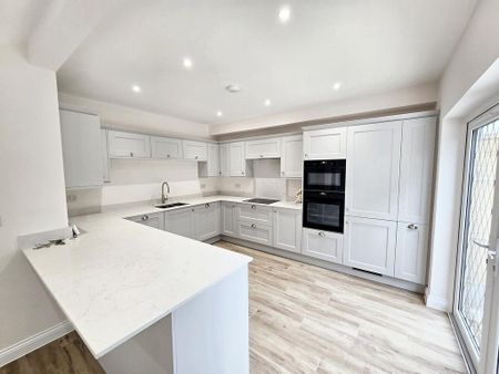 3 bedroom semi-detached house to rent - Photo 4
