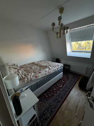 Ormbackavägen, Järfälla - Photo 1