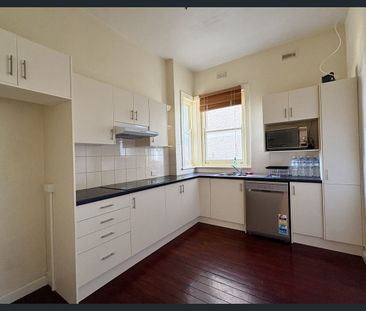 Hi, I'm Art Deco on the Esplanade... - Photo 6