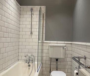 1 Bed Flat, Stately Court, LU3 - Photo 2