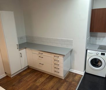 2 Bed Flat, York Street, L1 - Photo 4