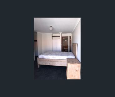 Neat and Tidy Furnished Unit - Photo 5