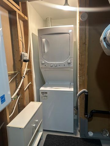 For Lease - 354 Ojibway Trail, Mississauga, Ontario - Photo 3