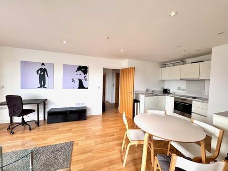 2 bedroom flat to rent - Photo 3