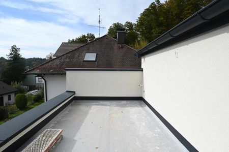 NEUBAU-Doppelhaushälfte mit Panoramablick zur Burg! Groß, mediterran & hochwertig, Burgthann - Foto 4