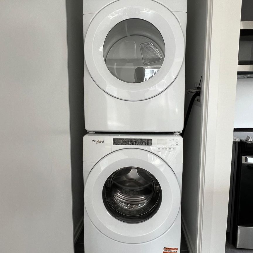 For Lease - 16 Lytham Grn Circle Unit# 17, Newmarket, Ontario - Photo 1