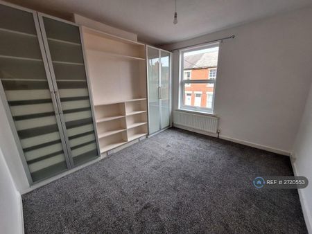 2 bedroom terraced house to rent - Photo 3