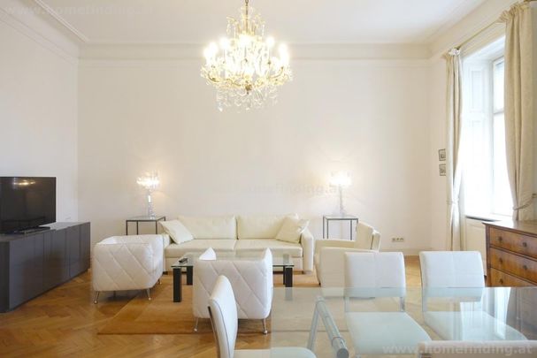 expat flat: furnished 3 rooms I möblierte Altbauwohnung beim Parlament - Foto 1