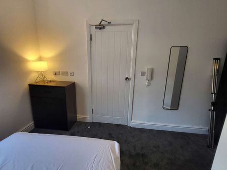 James Grove Room 2 (Double) - Photo 2