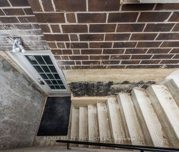 For Lease - 9 Boothill Drive, Brampton, Ontario - Photo 2