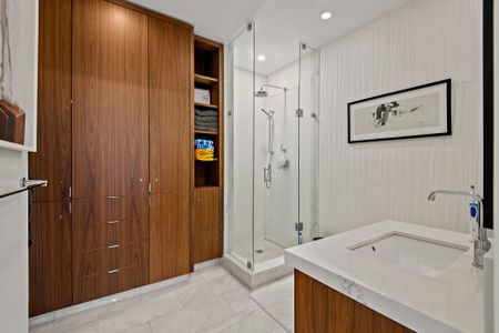 For Lease - 75 Crescent Road Unit# 103, Toronto, Ontario - Photo 2