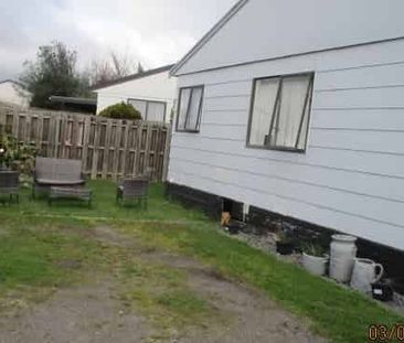 Family Home - Photo 5