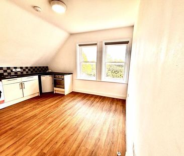 Studio to rent - Photo 6