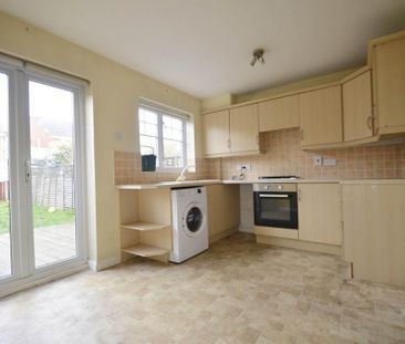 2 bedroom terraced house to rent - Photo 3