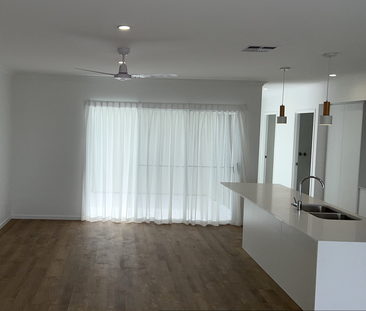 8 Calore Walk, Palmview, QLD - Photo 1