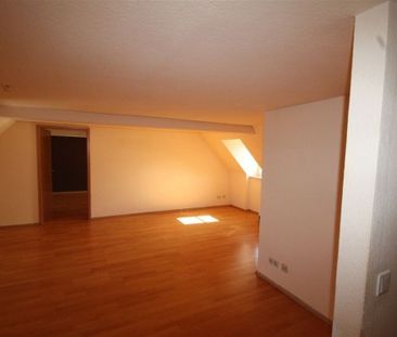 gemütliche Dachgeschoß-maisonette-Wohnung mit Einbauküche im beliebten Zentrum!! - Foto 4