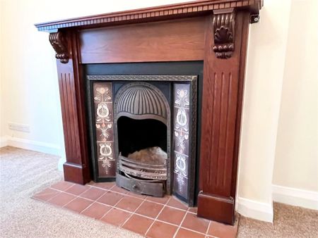 Field Road, Ilkeston, Derbyshire, DE7 - Photo 3