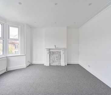 2 bedroom detached house to rent - Photo 2