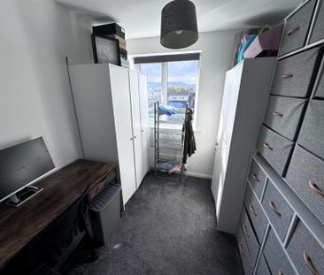 4 Bedroom Semi Detached To Let - Photo 4