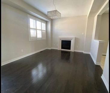 For Lease - 20 Ledger Point Crescent Unit# main & 2nd, Brampton, On... - Photo 1