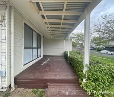 “Modern Comfort and Lifestyle Convenience in Prime Braybrook Location” - Photo 3