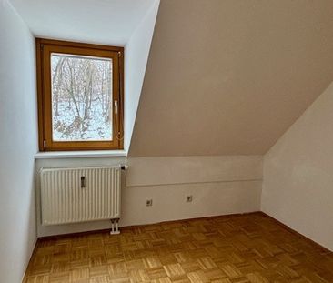 TOP-4-Zimmer-Maisonettewohnung mit Balkon und Carportparkplatz in i... - Foto 2