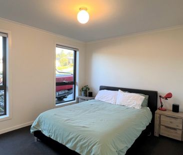 Sunny and Low Maintenance Living - Photo 6