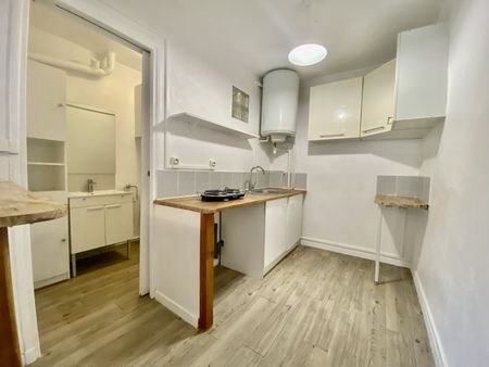 AU COEUR DE LA GARE Studio - Photo 5