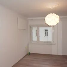 Helle, sehr schöne 2-Zimmer 40m2 Wohnung nähe Reumannplatz - Photo 2