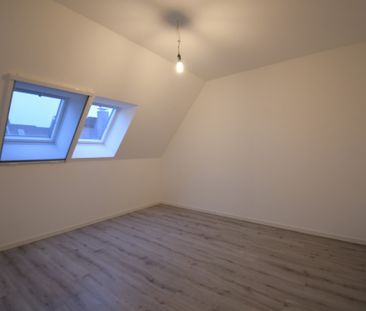 6485- Höchst attraktive Dachgeschosswohnung in zentraler Lage von W... - Foto 4