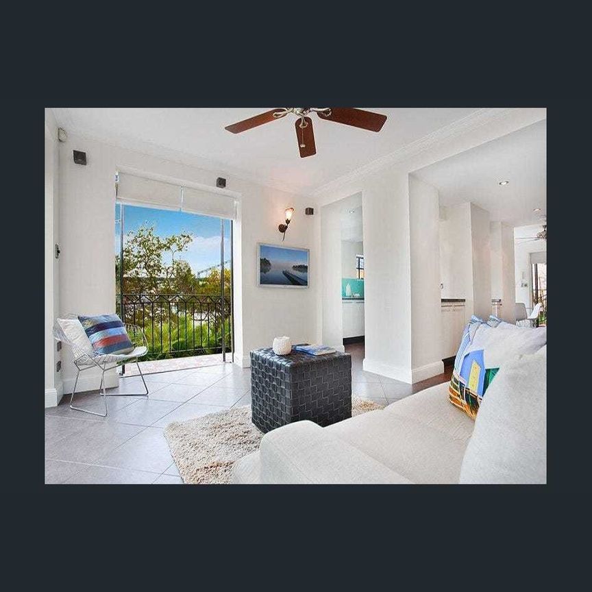 Lifestyle to Harbour Foreshore - Photo 1