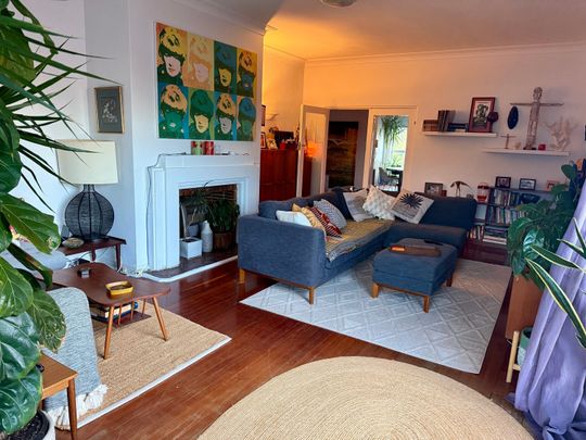 Bellevue Hill - Photo 1