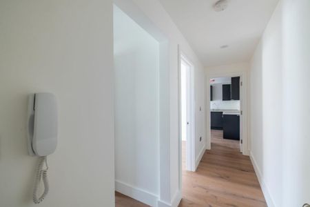 Flat 6, Portland Road, London - Photo 3