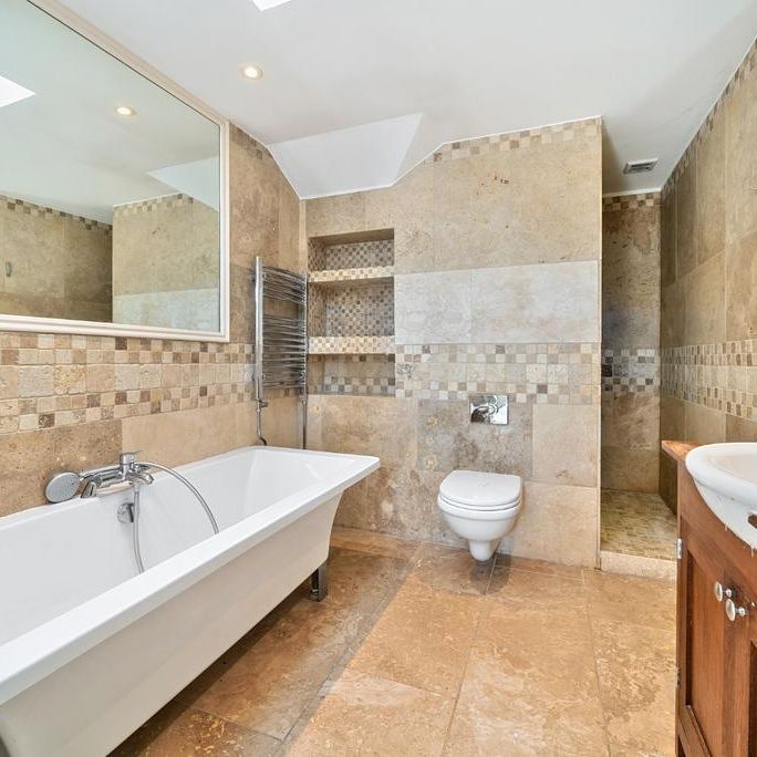 4 bedroom house to rent - Photo 1