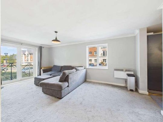 Viridian Square, Aylesbury, HP21 - Photo 1