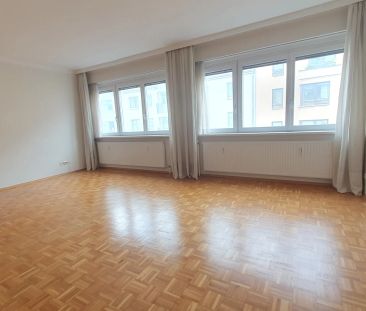 Gepflegte Drei Zimmer Neubauwohnung in gesuchter Lage - hoher Lifts... - Foto 1