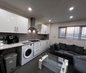 1 bedroom flat to rent - Photo 4