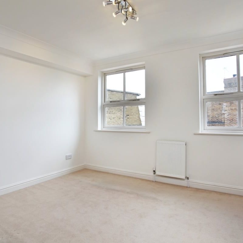 4 bedroom terraced house to rent - Photo 1