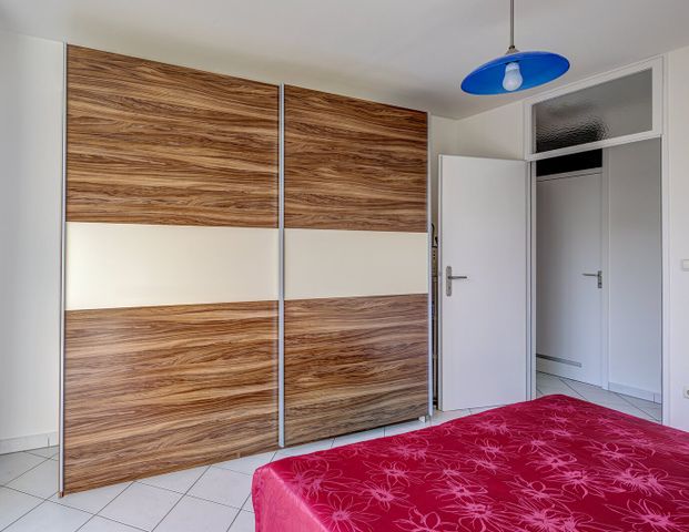 Practically furnished apartment with balcony for rent - Foto 1