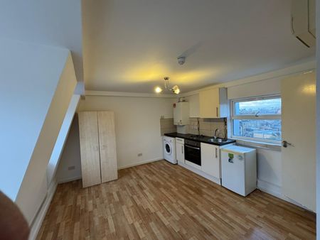 Studio Flat, Downs Road, E5 - Photo 4